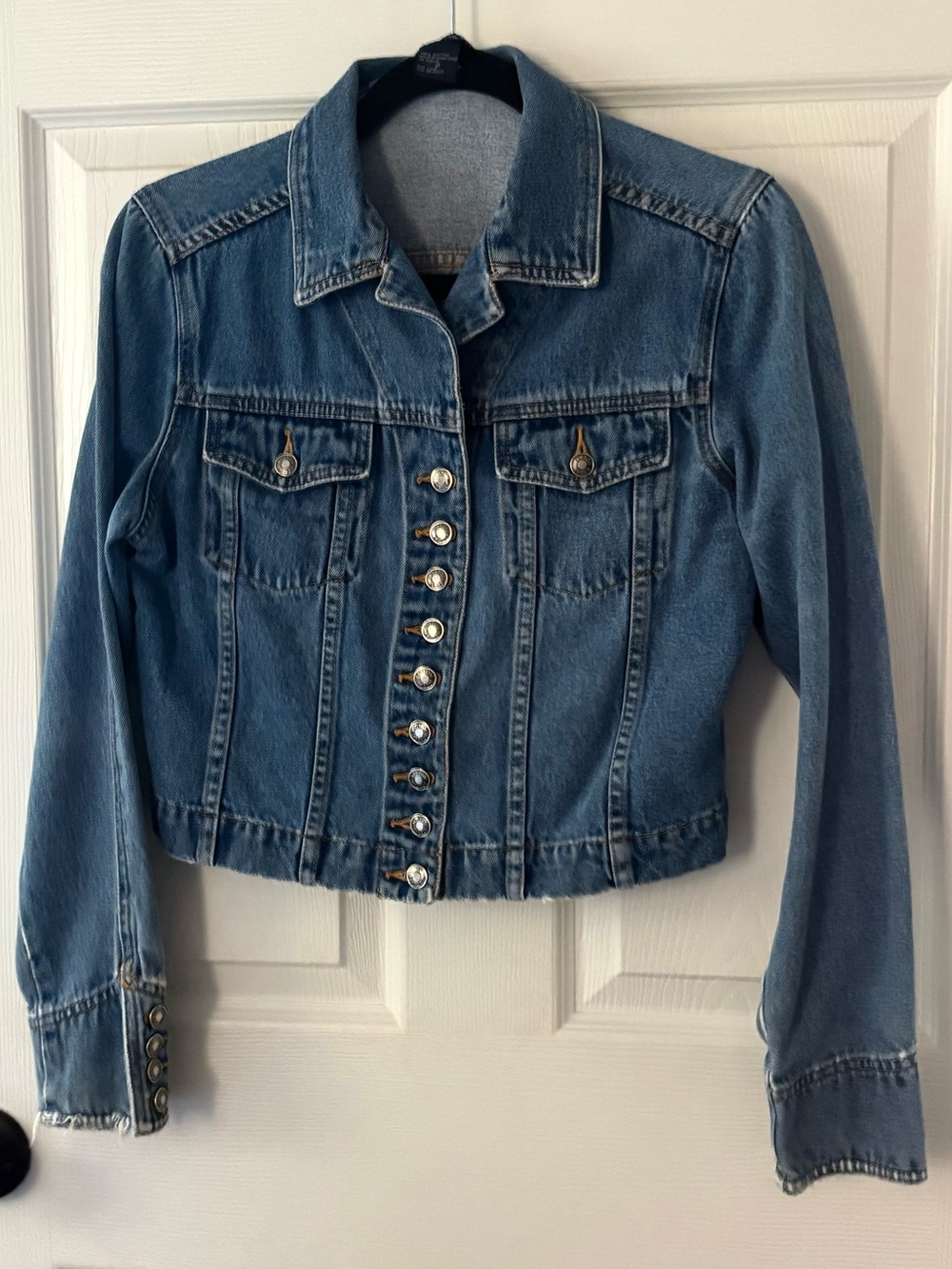Boston Proper Women's Size 8/Medium Blue Button-Front Jean Jacket